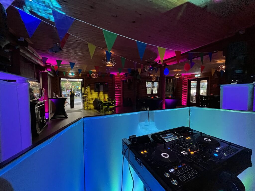 drive in show pov van onze dj